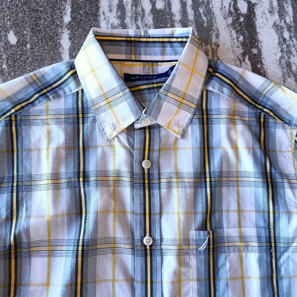 Nautica Men's Long Sleeve Shirt New Size Medium
